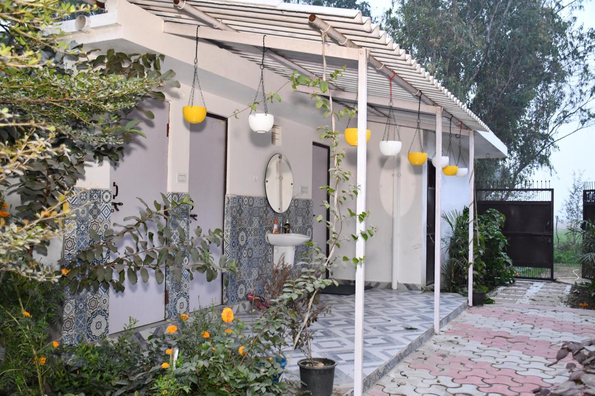 Villa Gc Farms Ayodhya Exterior foto