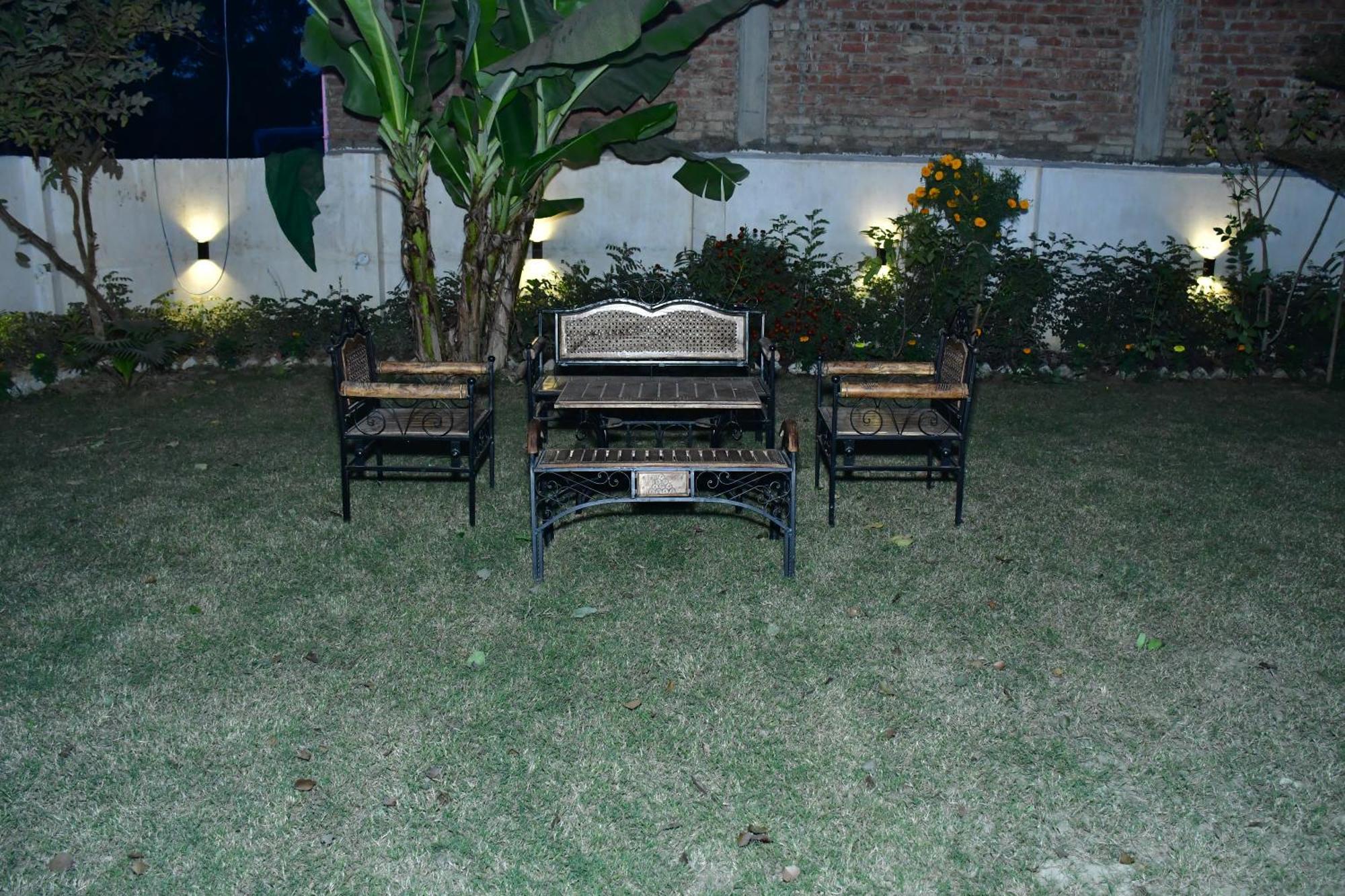 Villa Gc Farms Ayodhya Exterior foto