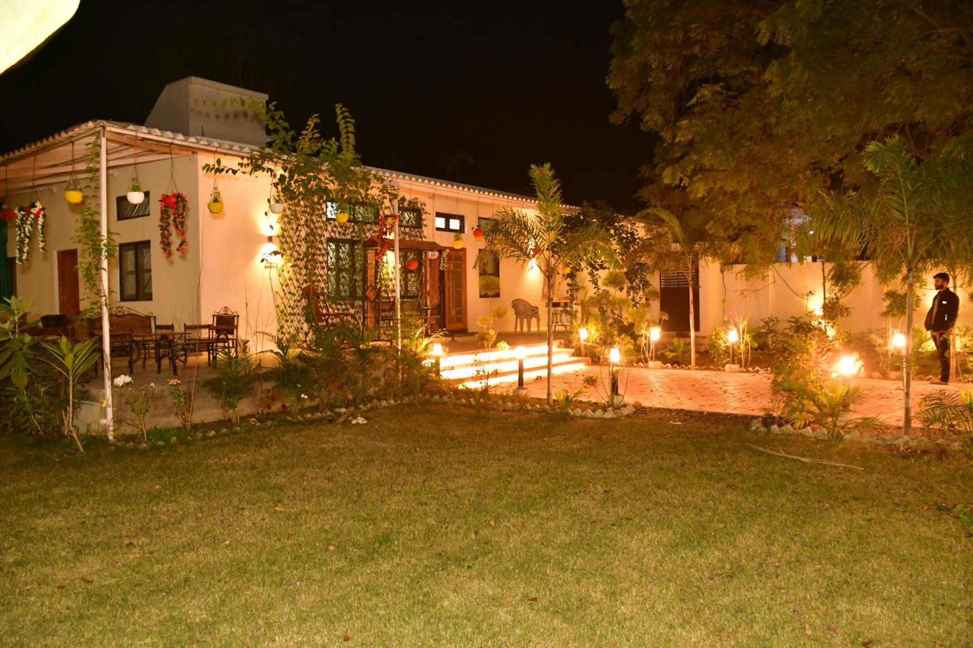 Villa Gc Farms Ayodhya Exterior foto